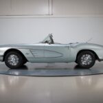 53186900-5.jpg
