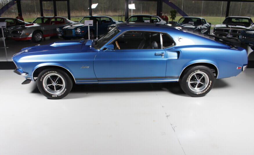 1969 Ford Mustang Fastback GT390 4-Speed | Pedal to the Metal